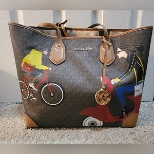 Michael Kors Eva Large Jet Set Tote Bag